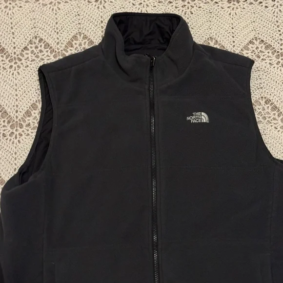 The North Face Men's Black Reversible Vest Size XL Wind & Water Resistant - Picture 6 of 9